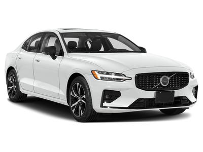 2023 Volvo S60 B5 Plus Black Edition