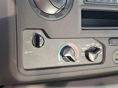 2024 Ford E-450SD 14' BOX TRUCK DRW