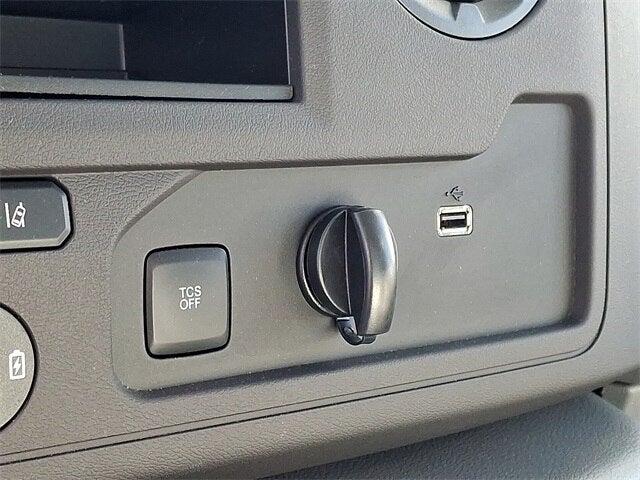 2024 Ford E-450SD 14' BOX TRUCK DRW