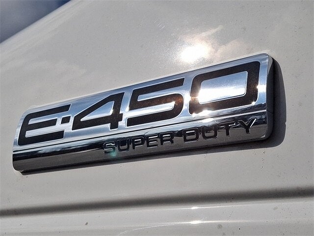 2021 Ford E-450SD Base DRW