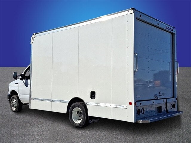 2024 Ford E-450SD 14' BOX TRUCK DRW
