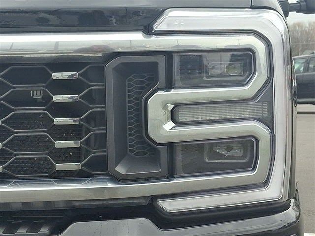 2023 Ford F-350SD Platinum