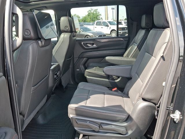 2021 Chevrolet Suburban RST