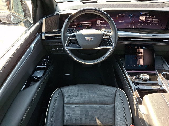 2025 Cadillac Escalade ESV Premium