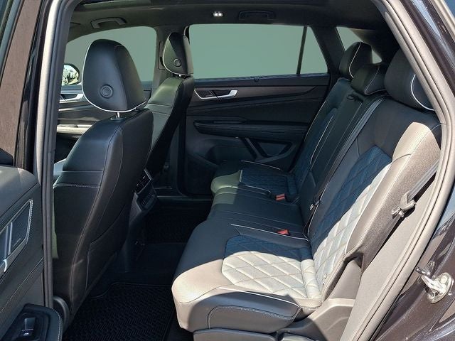2024 Volkswagen Atlas Cross Sport 2.0T SEL Premium R-Line