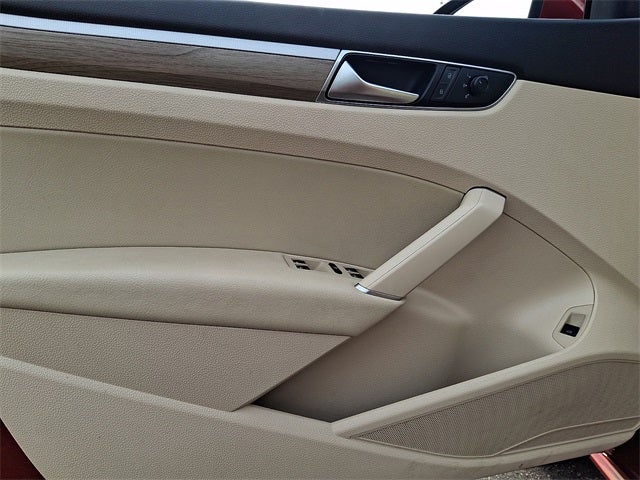 2018 Volkswagen Passat 2.0T SE