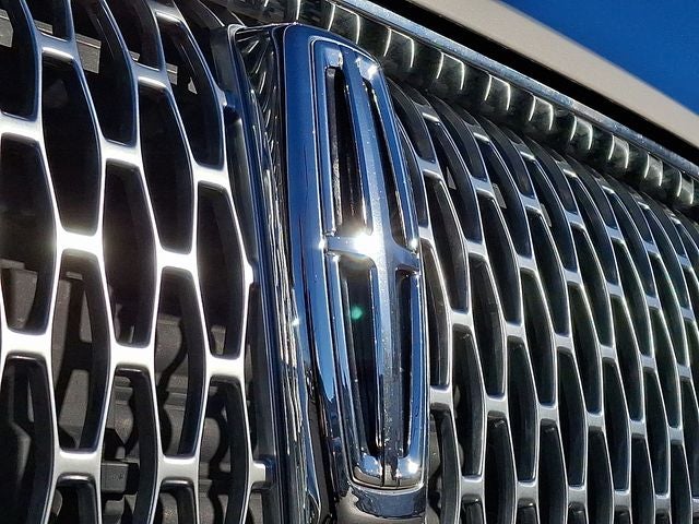2023 Lincoln Aviator Standard