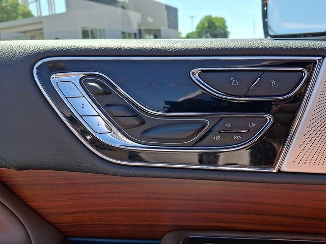 2023 Lincoln Navigator L Reserve