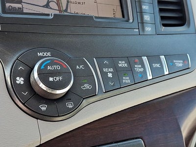 2012 Toyota Sienna Base 7 Passenger