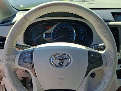 2012 Toyota Sienna Base 7 Passenger