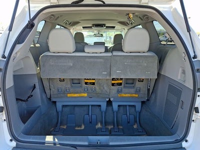 2012 Toyota Sienna Base 7 Passenger