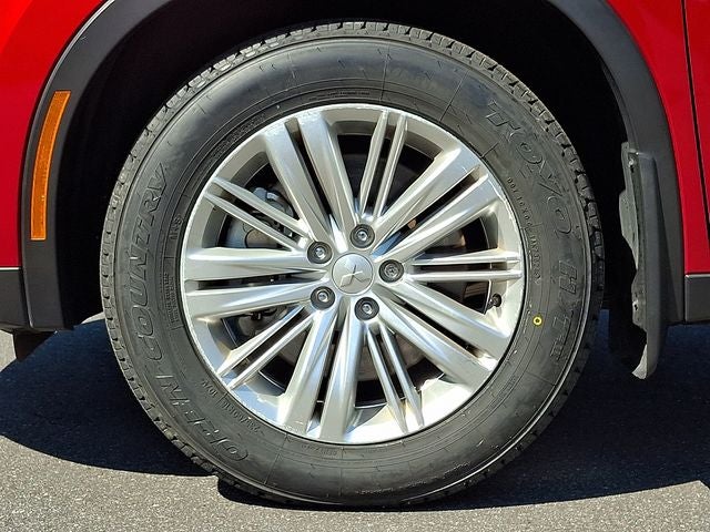 2023 Mitsubishi Outlander ES