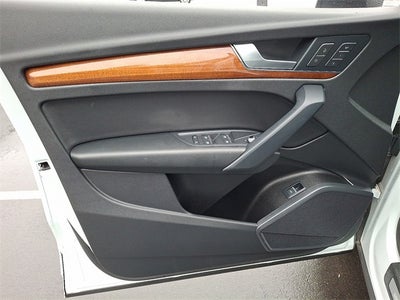 2023 Audi Q5 45 S line Premium quattro