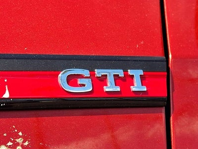 2024 Volkswagen Golf GTI SE
