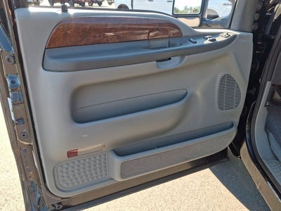 2002 Ford F-350SD Lariat 162 WB