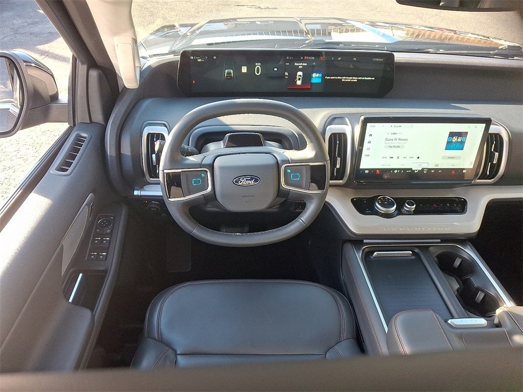 2025 Ford Expedition Active