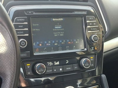 2017 Nissan Maxima SR