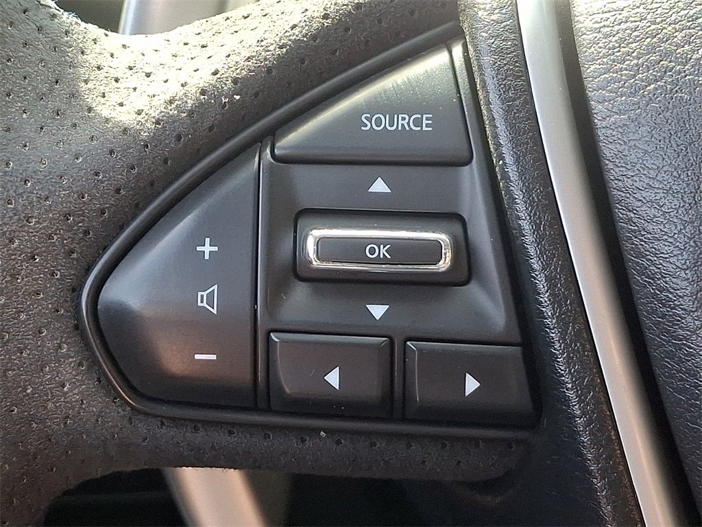 2017 Nissan Maxima SR