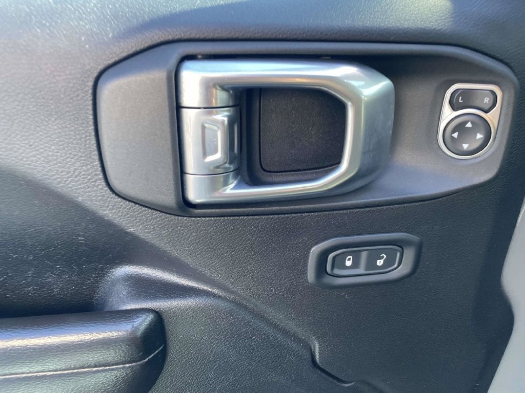 2021 Jeep Wrangler Willys 4x4