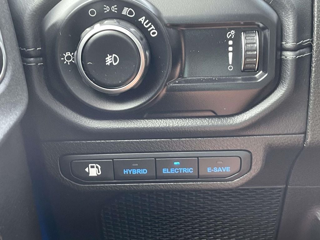 2024 Jeep Wrangler Sahara 4xe