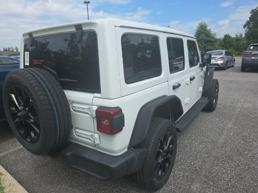 2024 Jeep Wrangler Sahara 4xe