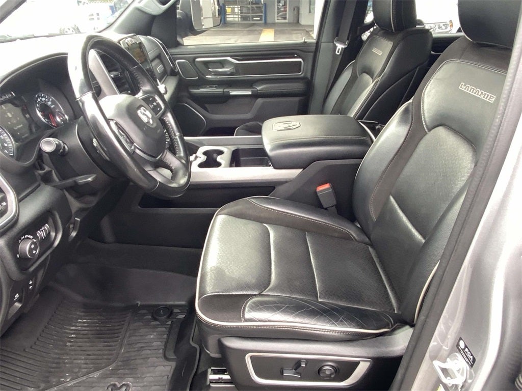 2021 RAM 1500 Laramie Crew Cab 4x4 5'7' Box