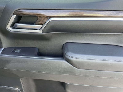 2022 Chevrolet Silverado 1500 4WD Crew Cab Short Bed RST