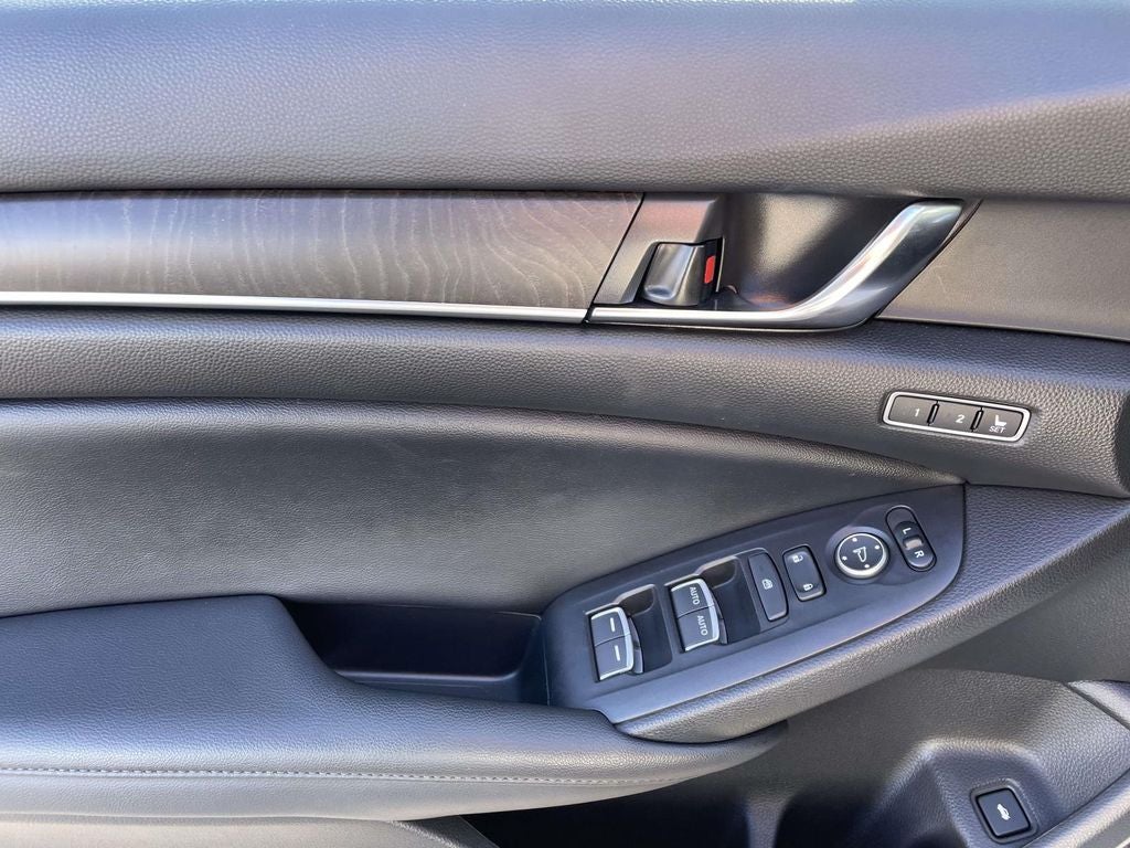 2022 Honda Accord Hybrid Touring