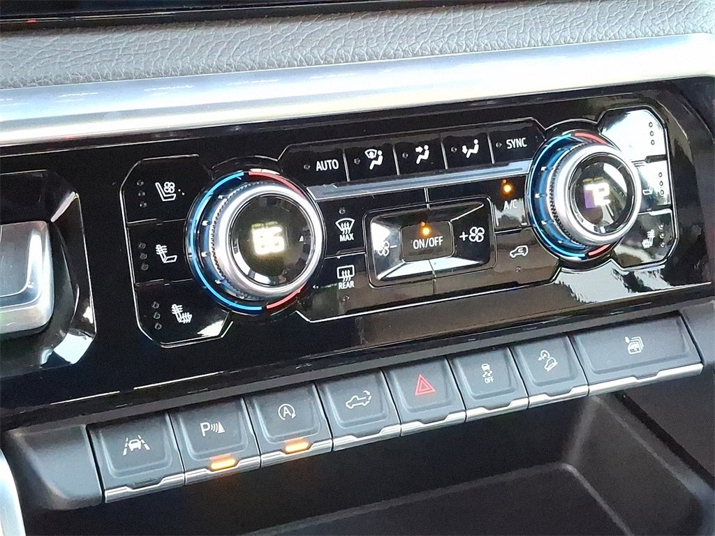 2022 GMC Sierra 1500 4WD Crew Cab Short Box Denali