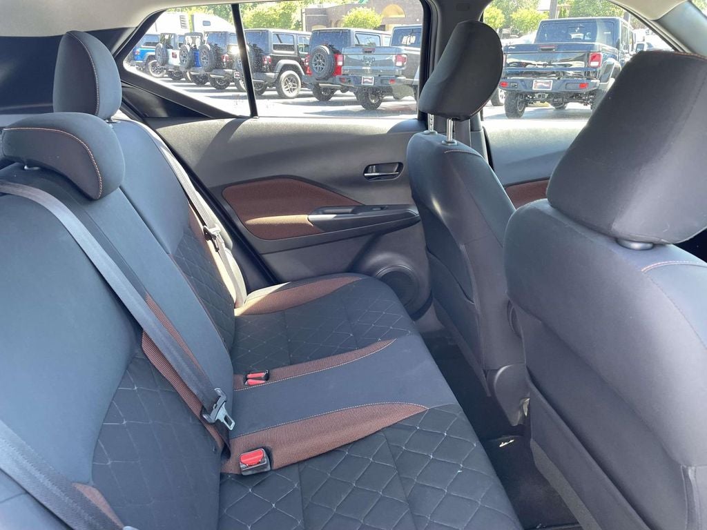 2019 Nissan Kicks SR
