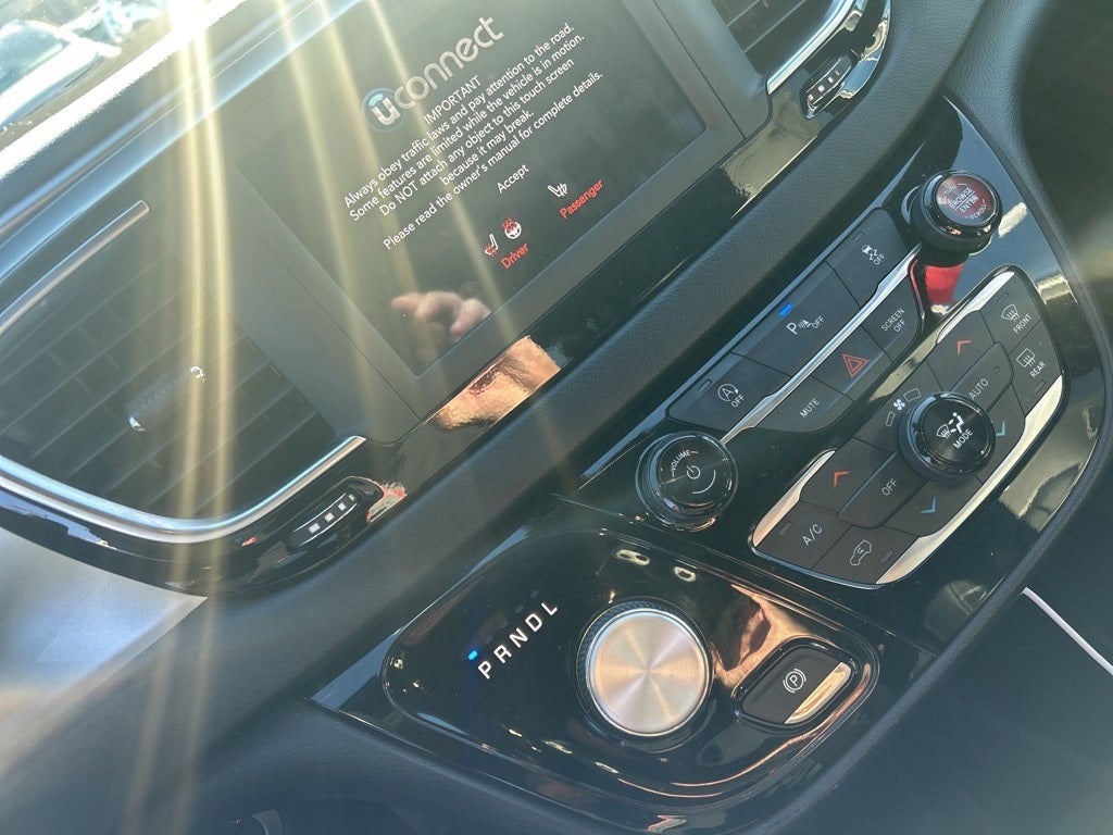 2020 Chrysler Pacifica Touring L