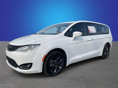 2020 Chrysler Pacifica Touring