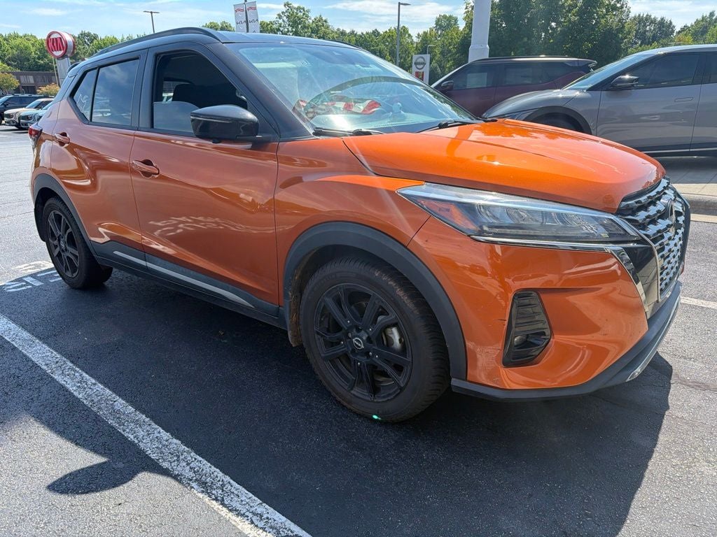 2022 Nissan Kicks SR