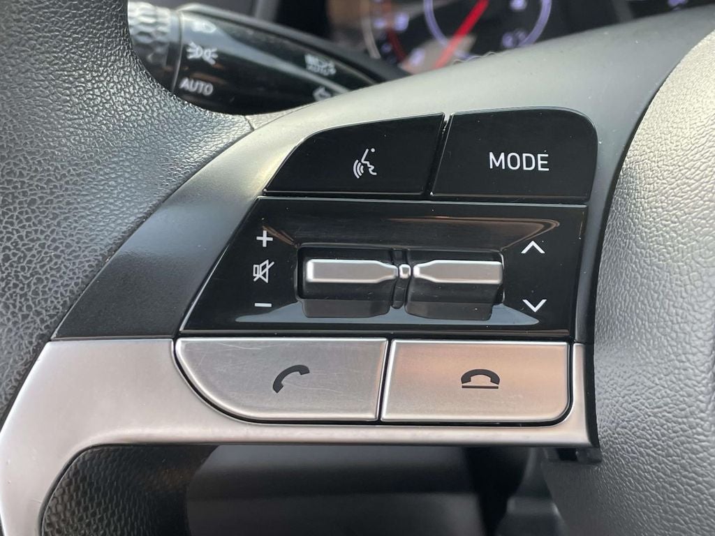 2021 Hyundai Elantra SE