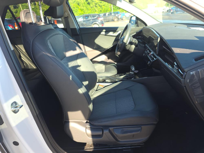 2023 Kia Niro EX