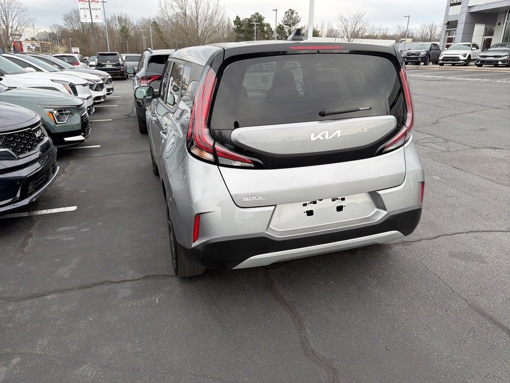 2024 Kia Soul LX