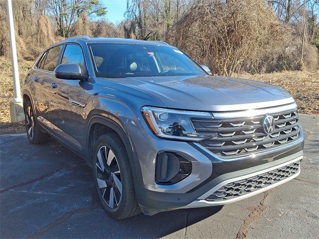 2024 Volkswagen Atlas Cross Sport 2.0T SE w/Technology