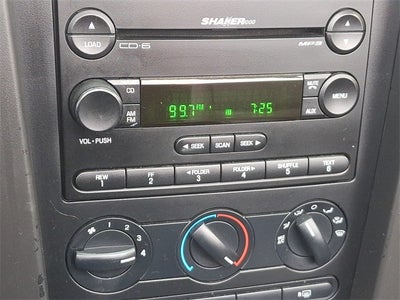 2006 Ford Mustang GT Deluxe