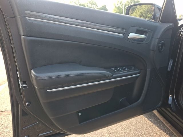 2021 Chrysler 300 Touring