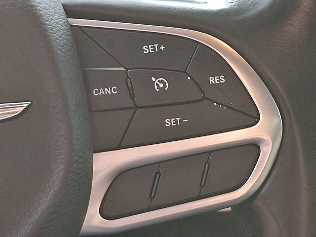 2021 Chrysler 300 Touring