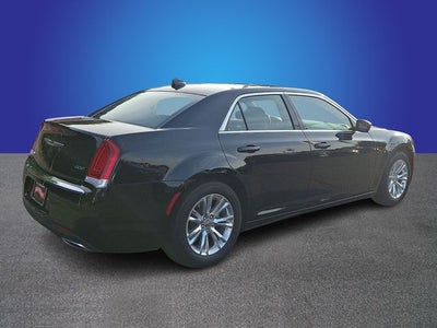 2021 Chrysler 300 Touring