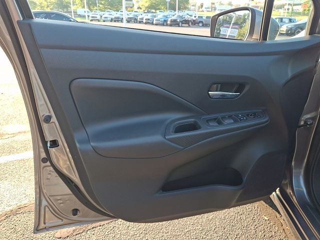 2024 Nissan Versa 1.6 SV