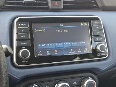 2023 Nissan Versa 1.6 SV