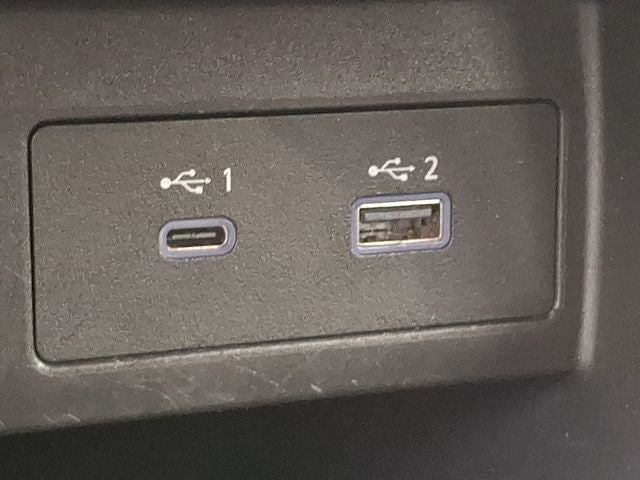 2024 Nissan Versa 1.6 SR
