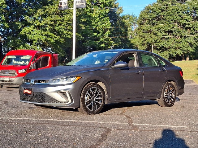 2025 Volkswagen Jetta 1.5T SE