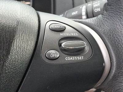 2018 Nissan Pathfinder SV