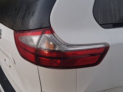 2020 Toyota Sienna LE 8 Passenger