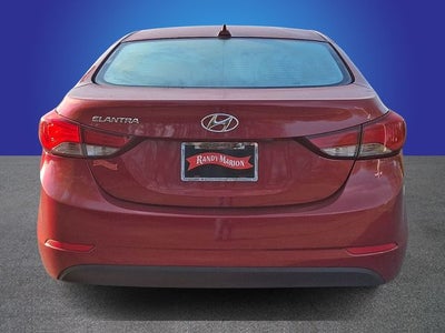 2016 Hyundai Elantra SE