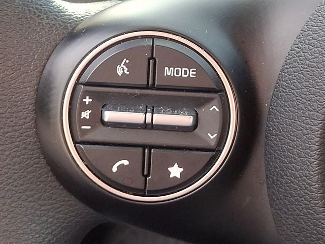 2025 Kia Soul Base