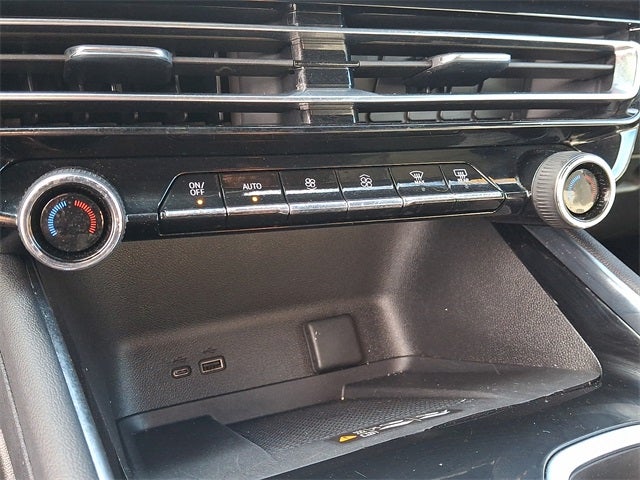 2025 Chevrolet Traverse LT 2LT